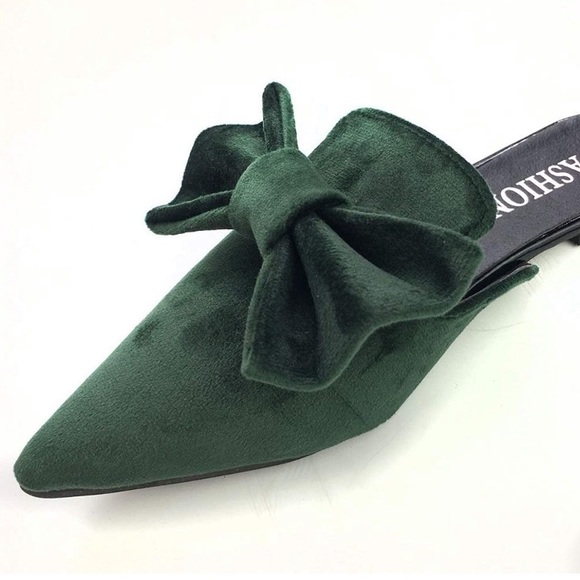POINTY MULE VELVET GREEN BOW WOMANS FLAT SHOE *NWT - Picture 3 of 6